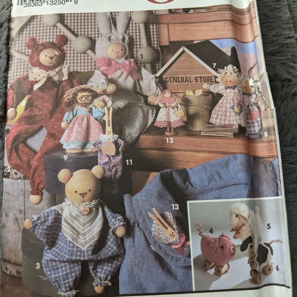 Sewing Pattern Simplicity 8098 Stuffed Bears Sheep